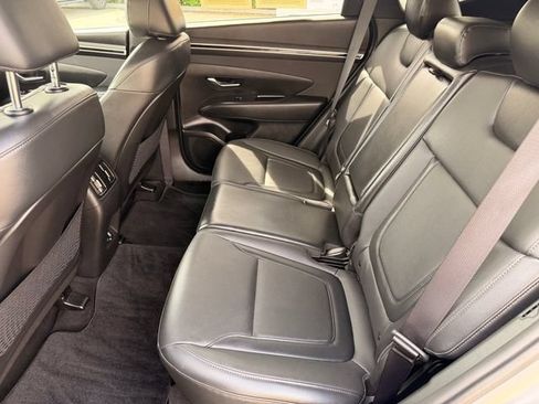 Used 2023 Hyundai Tucson SEL w/ Convenience Package FWD image 9
