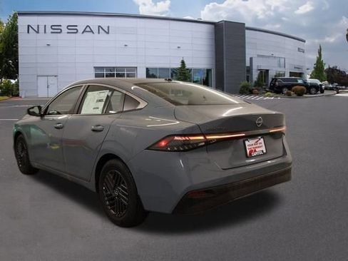 New 2026 Nissan Sentra SV w/ SV Convenience Package image 4