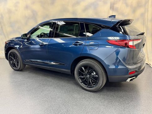 Used 2025 Acura RDX SH-AWD image 4