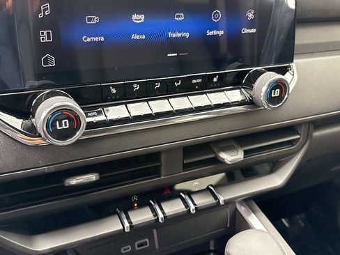 New 2025 Chevrolet Colorado Trail Boss w/ Off-Road Front Bumper Package image 25