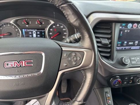 Used 2019 GMC Acadia SLE image 19
