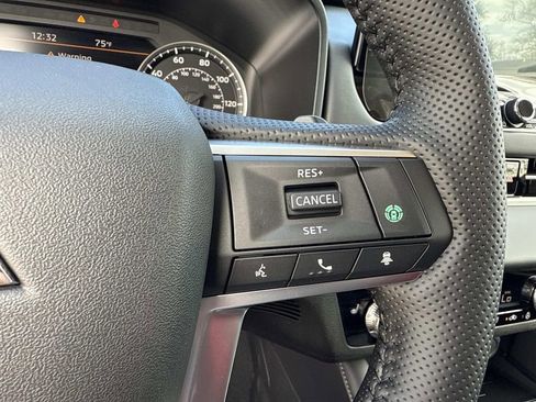 New 2026 Mitsubishi Outlander SE FWD image 34