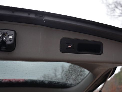 Used 2015 Honda Odyssey Touring image 27