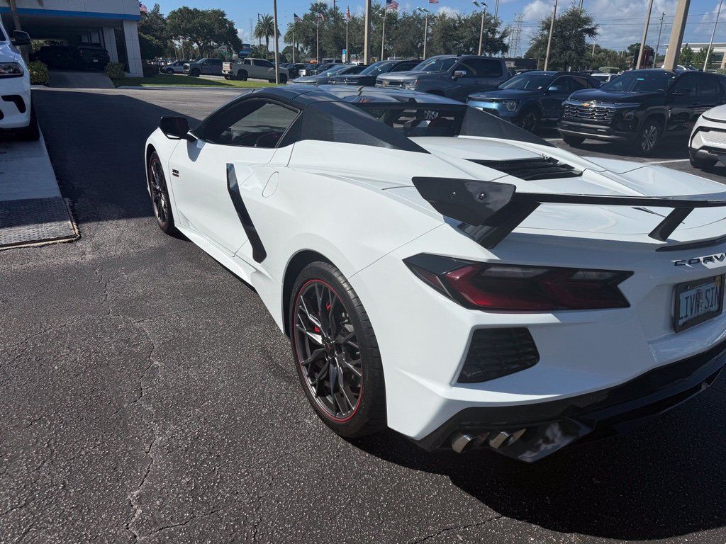 Used 2023 Chevrolet Corvette Stingray Convertible w/ Z51 Performance Package RWD image 5