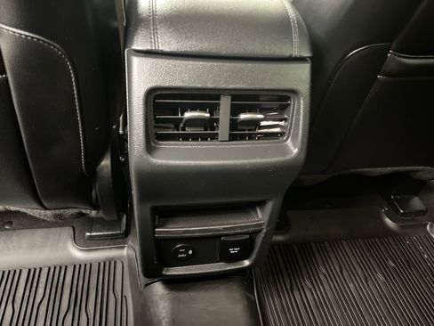 Used 2022 Ford Edge SEL w/ Convenience Package image 12