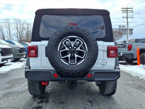 Certified 2024 Jeep Wrangler Rubicon image 19