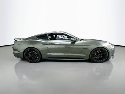 Used 2015 Ford Mustang GT Premium image 9