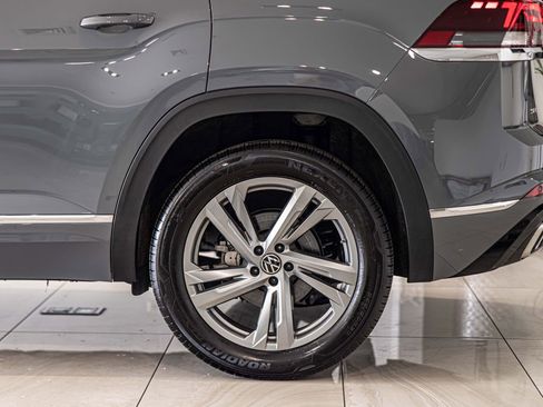 Used 2024 Volkswagen Atlas Cross Sport SEL R-Line AWD/4WD image 7