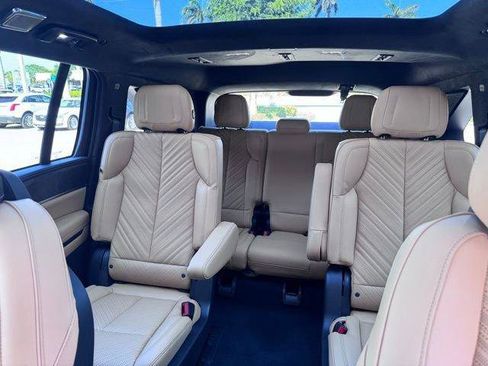 New 2025 Cadillac Escalade IQ Luxury 2 w/ LPO, Radiant Package image 26