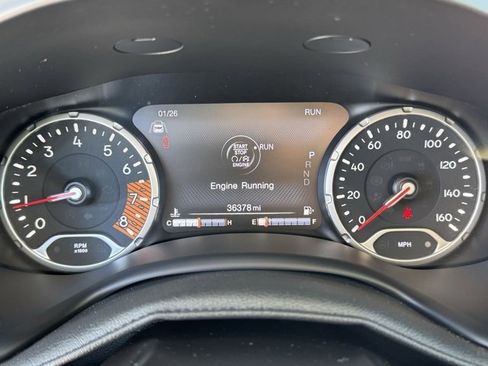 Certified 2023 Jeep Renegade Latitude image 17