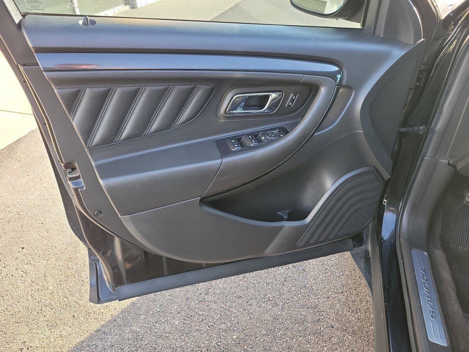 Used 2017 Ford Taurus SHO AWD/4WD image 18