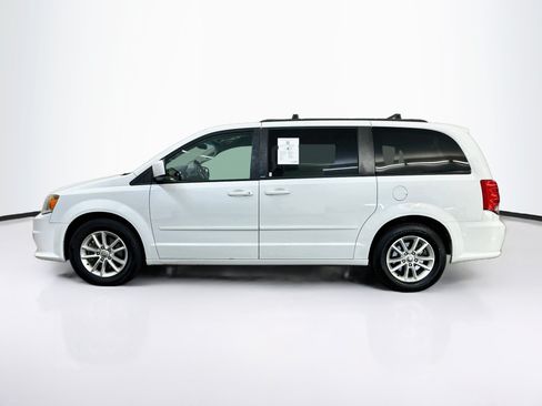 Used 2013 Dodge Grand Caravan SXT w/ Rear Park Assist Pkg FWD image 4