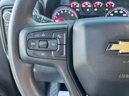 Used 2022 Chevrolet Silverado 1500 Custom image 26