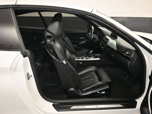 Used 2016 BMW 435i xDrive Convertible AWD/4WD image 37
