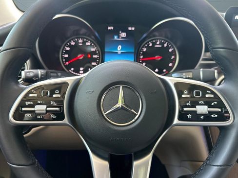 Used 2022 Mercedes-Benz GLC 300 4MATIC image 15