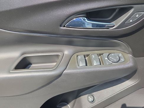 Used 2020 Chevrolet Equinox LT FWD image 10
