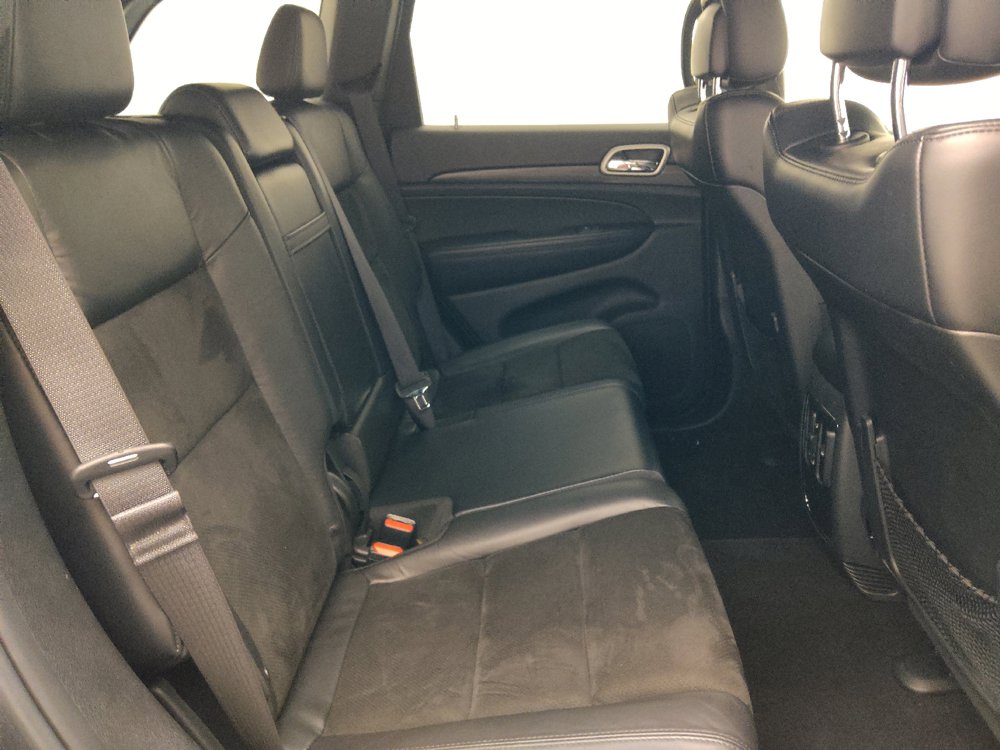Used 2019 Jeep Grand Cherokee Laredo w/ Laredo X Package AWD/4WD image 19