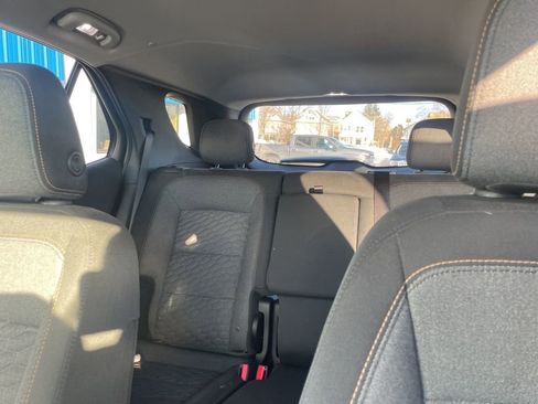 Used 2020 Chevrolet Equinox LT w/ Driver Convenience Package image 24