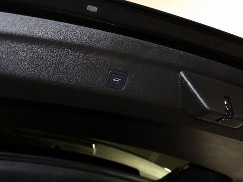 Used 2023 Chevrolet Tahoe High Country w/ Premium Package 2 image 33