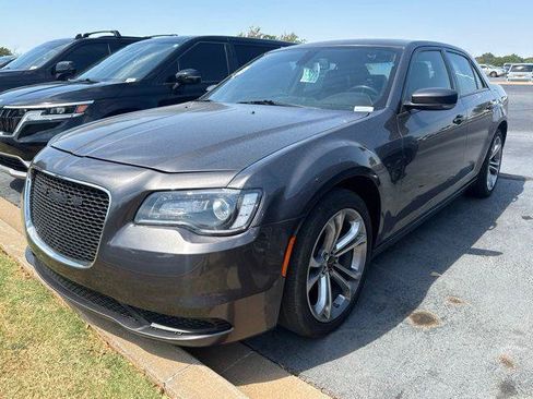 Used 2021 Chrysler 300 S RWD image 1