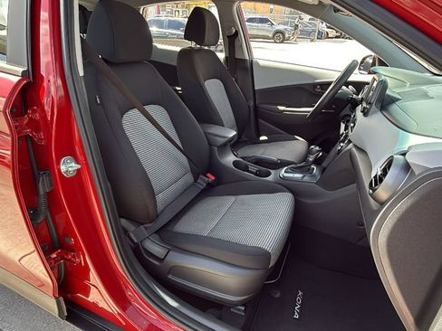 Used 2021 Hyundai Kona SE FWD image 33