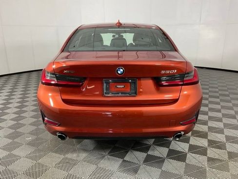 Used 2022 BMW 330i xDrive Sedan w/ Premium Package AWD/4WD image 5