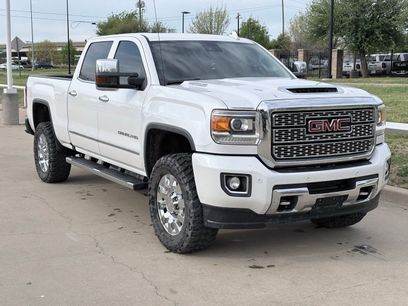 Used 2019 GMC Sierra 2500 Denali w/ Duramax Plus Package