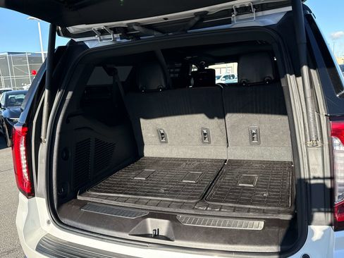 Used 2023 GMC Yukon XL Denali Ultimate image 19