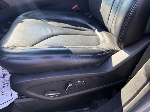 Used 2019 Lincoln Nautilus Reserve FWD image 8