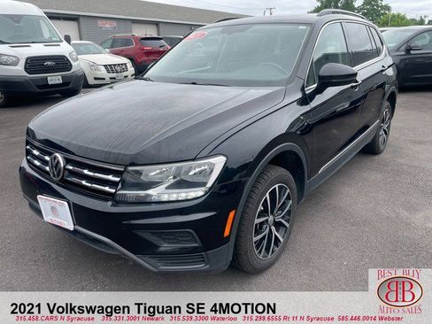 Used 2021 Volkswagen Tiguan SE image 7