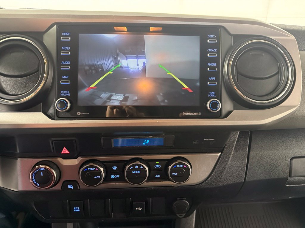 Used 2022 Toyota Tacoma SR5 AWD/4WD image 17