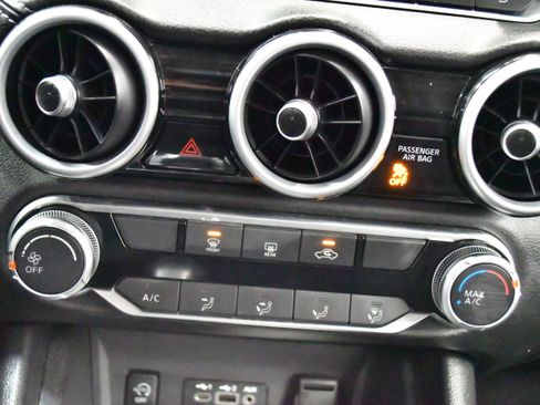 Used 2024 Nissan Sentra SV image 27