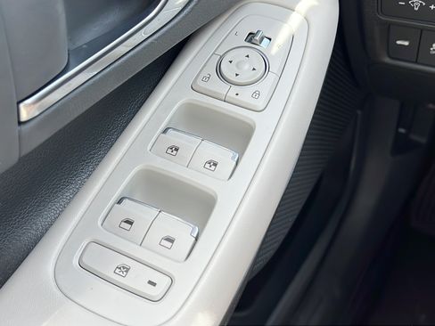 Certified 2023 Hyundai Sonata SEL FWD image 19