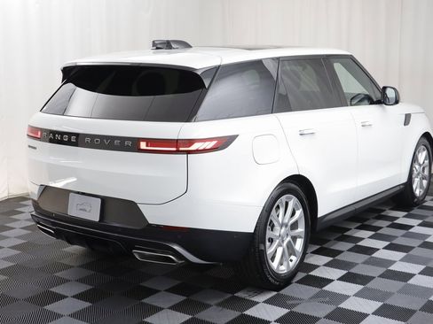 Certified 2025 Land Rover Range Rover Sport SE image 18