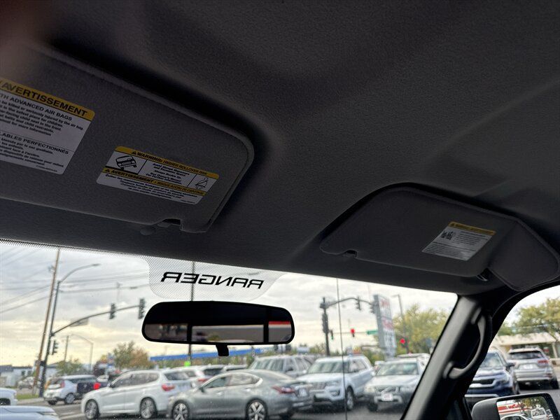 Used 2011 Ford Ranger XLT RWD image 38