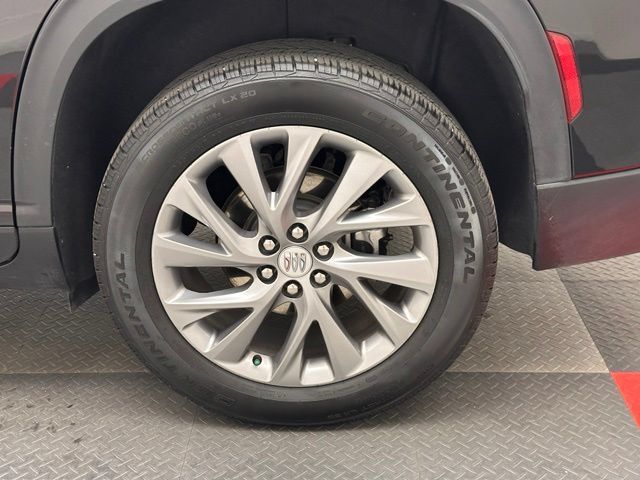 Used 2025 Buick Enclave Preferred AWD/4WD image 24