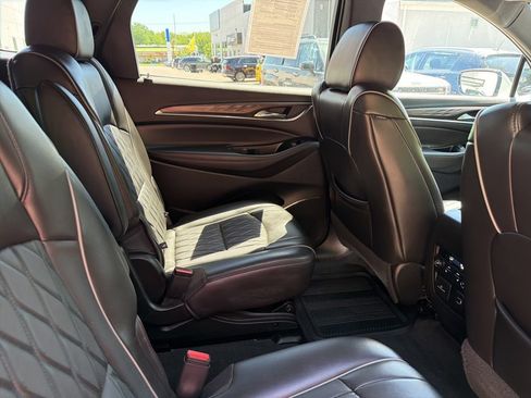 Used 2023 Buick Enclave Avenir w/ Avenir Technology Package AWD/4WD image 14