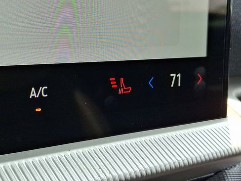 New 2025 Ford Explorer ST-Line image 18