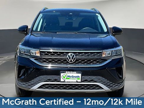 Used 2023 Volkswagen Taos SE w/ Black Wheel Package AWD/4WD image 2
