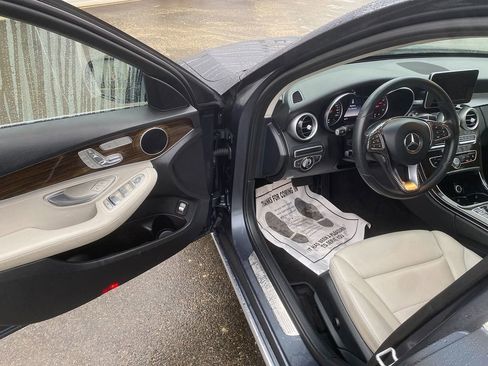 Used 2016 Mercedes-Benz C 300 4MATIC Sedan image 10