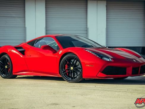 Used 2018 Ferrari 488 GTB image 49