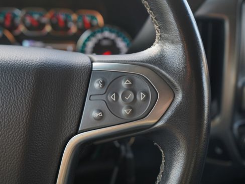 Used 2019 Chevrolet Silverado 2500 LT image 25