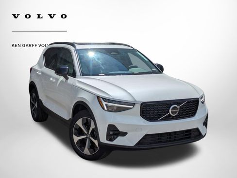 New 2026 Volvo XC40 B5 Plus w/ Climate Package AWD/4WD image 1