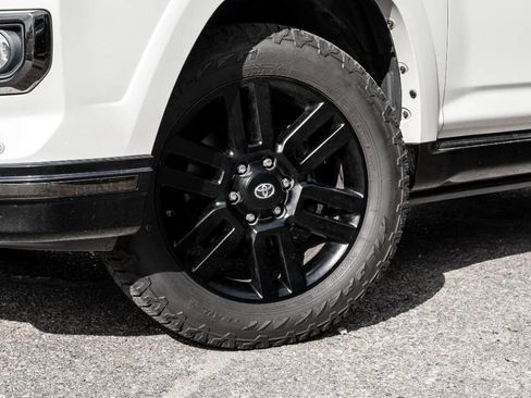 Used 2019 Toyota 4Runner Limited image 27