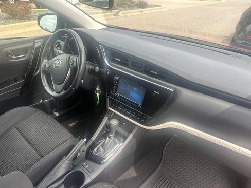 Used 2017 Toyota Corolla iM FWD image 25