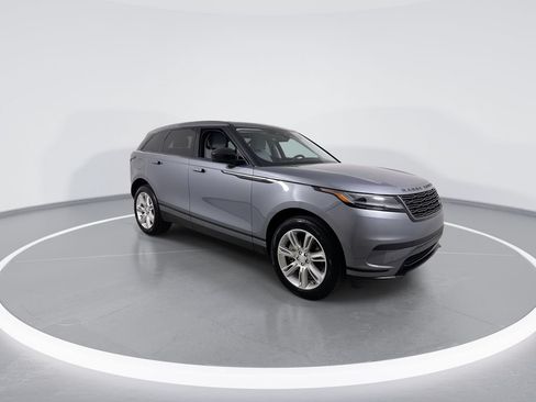 Used 2025 Land Rover Range Rover Velar S AWD/4WD image 2