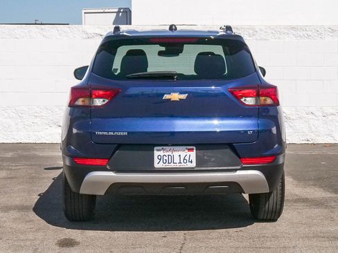 Used 2023 Chevrolet TrailBlazer LT w/ Convenience Package FWD image 8