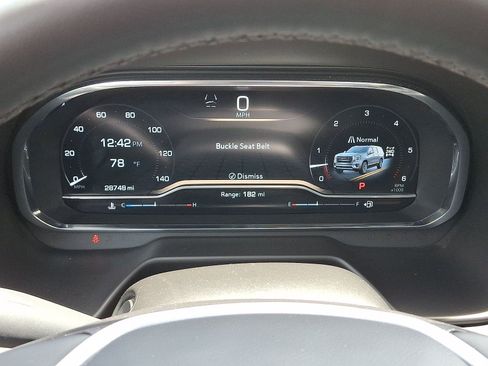 Used 2024 GMC Yukon SLT w/ SLT Premium Package AWD/4WD image 13