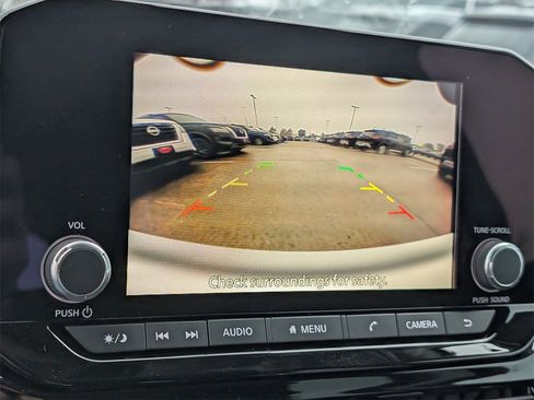 New 2025 Nissan Pathfinder SV image 12