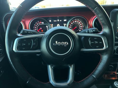 Used 2021 Jeep Gladiator Rubicon w/ Cold Weather Group AWD/4WD image 21